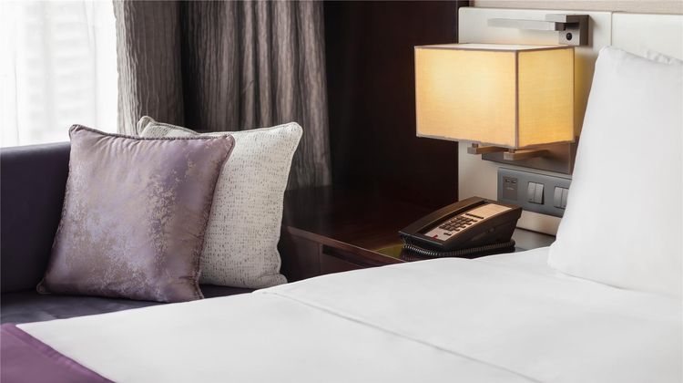 Hilton Garden Inn Hong Kong Mongkok Room