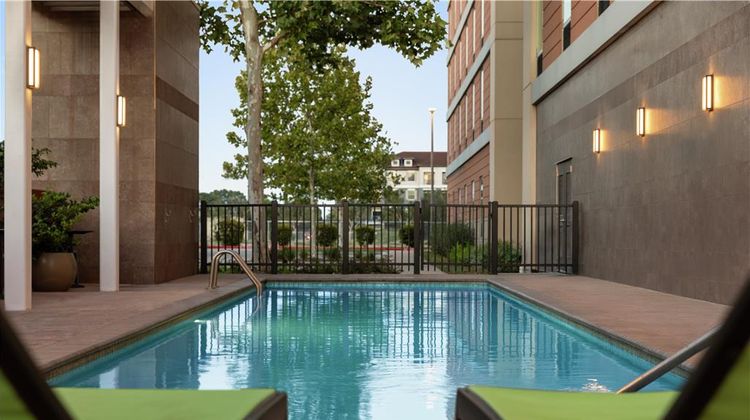 Home2 Suites Houston Energy Corridor Pool