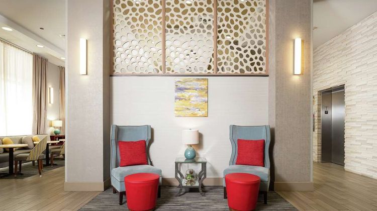 Hampton Inn Wilmington Downtown Lobby