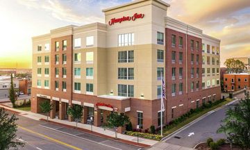 Hampton Inn Wilmington Downtown