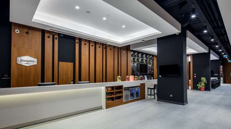 Hampton by Hilton Izmir Aliaga Lobby
