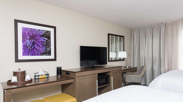 Hampton Inn & Suites West Lafayette Room