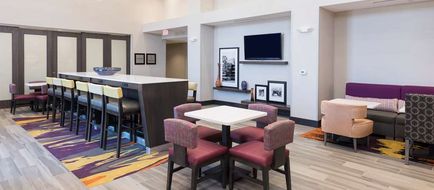 Hampton Inn & Suites West Lafayette Lobby