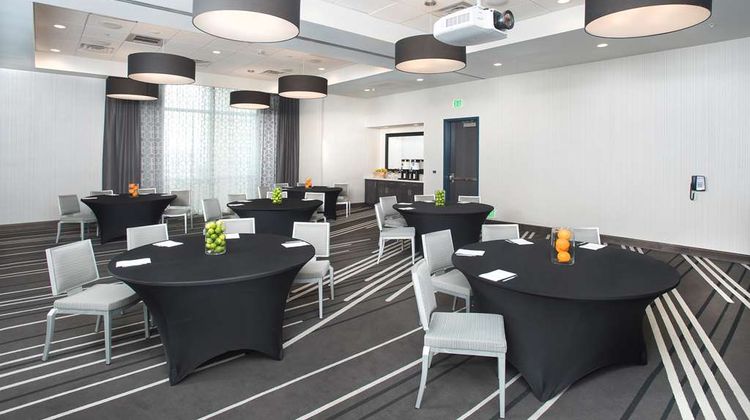 Hampton Inn & Suites LAX El Segundo Meeting