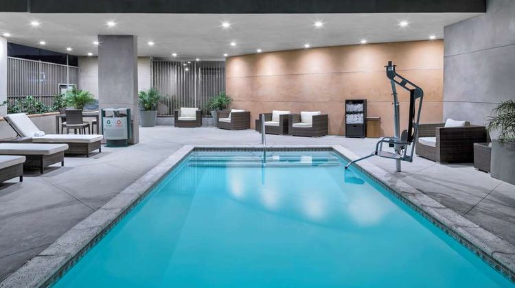 Hampton Inn/Suites Los Angeles/Hollywood Pool