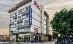 Hampton Inn/Suites Los Angeles/Hollywood