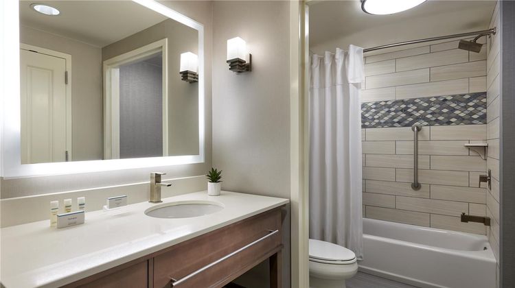 Homewood Suites LA/Redondo Beach Room