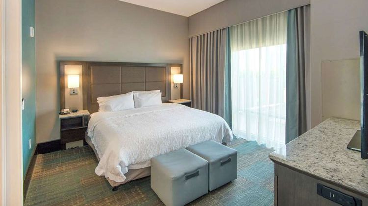Hampton Inn by Hilton Lumberton Room