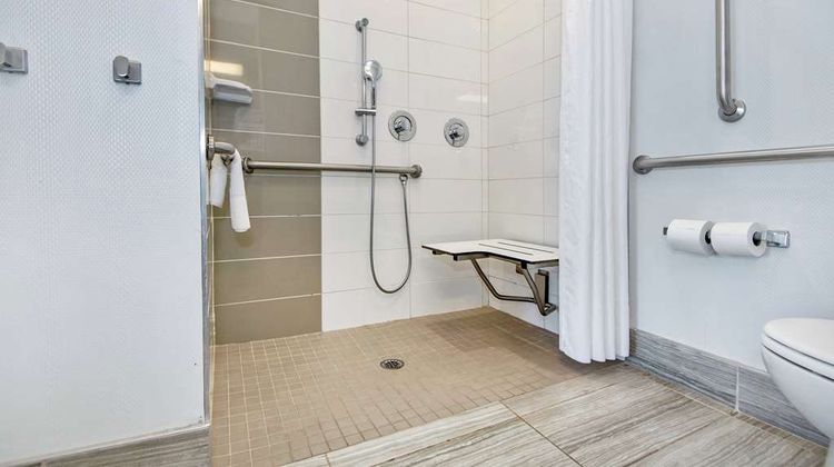 Hampton Inn by Hilton Lumberton Room