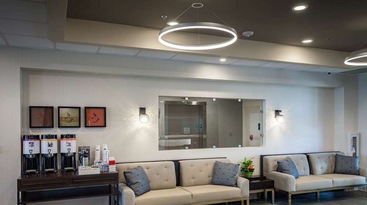 Hampton Inn Lewiston Lobby