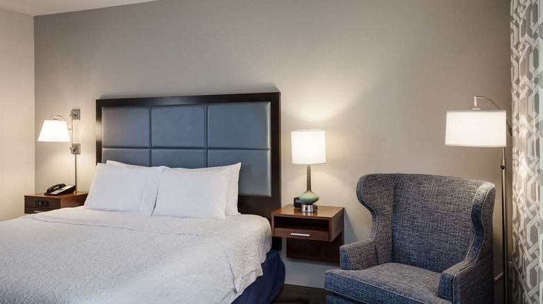 <b>Hampton Inn Lewiston Room</b>. Images powered by <a href="https://iceportal.shijigroup.com/" title="IcePortal" target="_blank">IcePortal</a>.