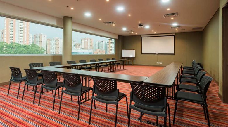 <b>Hampton by Hilton Medellin Meeting</b>. Images powered by <a href="https://iceportal.shijigroup.com/" title="IcePortal" target="_blank">IcePortal</a>.