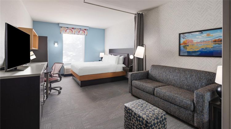 Home2 Suites by Hilton Meridian Room