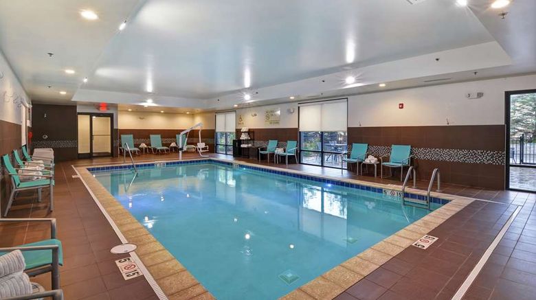 <b>Hampton Inn & Suites Ashland Pool</b>. Images powered by <a href="https://iceportal.shijigroup.com/" title="IcePortal" target="_blank">IcePortal</a>.
