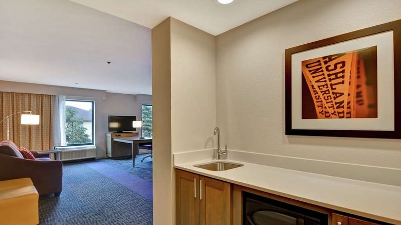 <b>Hampton Inn & Suites Ashland Other</b>. Images powered by <a href="https://iceportal.shijigroup.com/" title="IcePortal" target="_blank">IcePortal</a>.