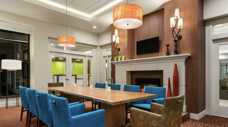 Hilton Garden Inn Medford, OR Lobby