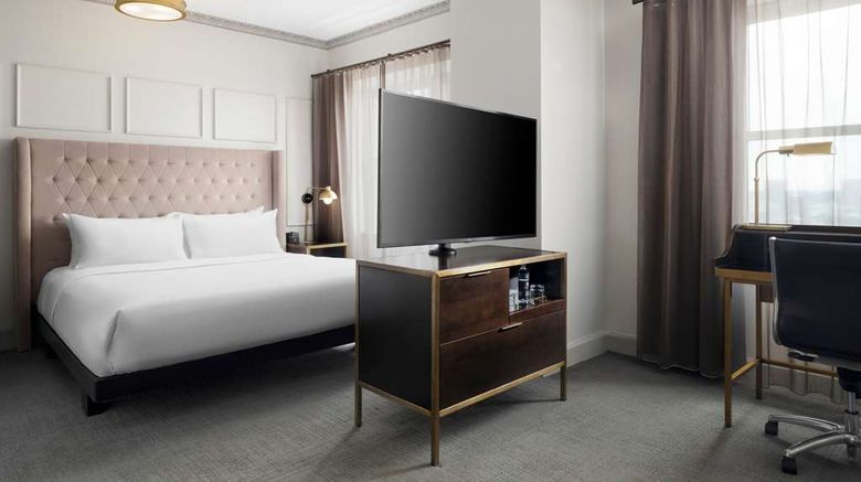 <b>Hotel Phillips-Curio Collection Hilton Room</b>. Images powered by <a href="https://iceportal.shijigroup.com/" title="IcePortal" target="_blank">IcePortal</a>.
