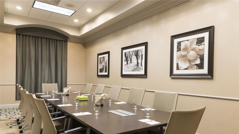 <b>DoubleTree by Hilton Pleasant Prairie Meeting</b>. Images powered by <a href="https://iceportal.shijigroup.com/" title="IcePortal" target="_blank">IcePortal</a>.