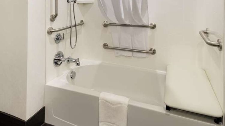 Hampton Inn Morristown, I-81 Room