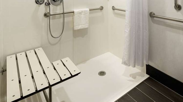 Hampton Inn Morristown, I-81 Room