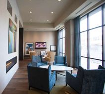 Hampton Inn & Suites Downtown St. Paul Lobby