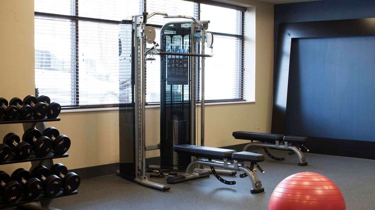 Hampton Inn & Suites Downtown St. Paul Health