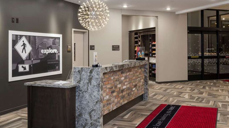 <b>Hampton Inn & Suites University Area Lobby</b>. Images powered by <a href="https://iceportal.shijigroup.com/" title="IcePortal" target="_blank">IcePortal</a>.