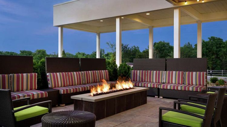 Home2 Suites by Hilton Middletown Exterior