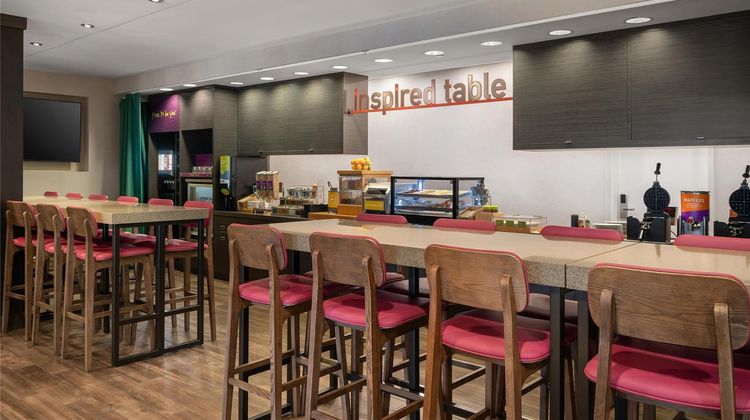 Home2 Suites by Hilton Middletown Restaurant