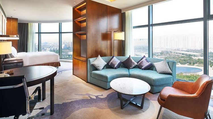 DoubleTree by Hilton Ningbo Beilun Room