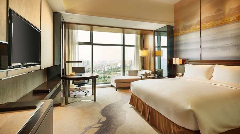 <b>DoubleTree by Hilton Ningbo Beilun Room</b>. Images powered by <a href="https://iceportal.shijigroup.com/" title="IcePortal" target="_blank">IcePortal</a>.