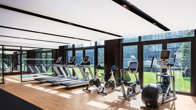 <b>Hilton Ningbo Dongqian Lake Resort Health</b>. Images powered by <a href="https://iceportal.shijigroup.com/" title="IcePortal" target="_blank">IcePortal</a>.