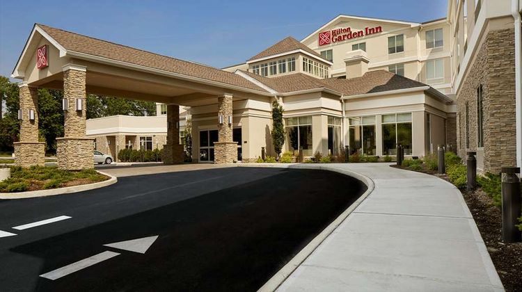 Hilton Garden Inn Roslyn Exterior