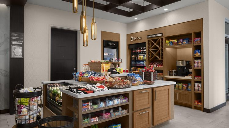 Hilton Garden Inn Roslyn Restaurant