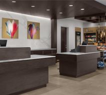 Hilton Garden Inn Roslyn Lobby