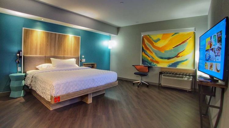 Tru by Hilton Oklahoma City Airport Room