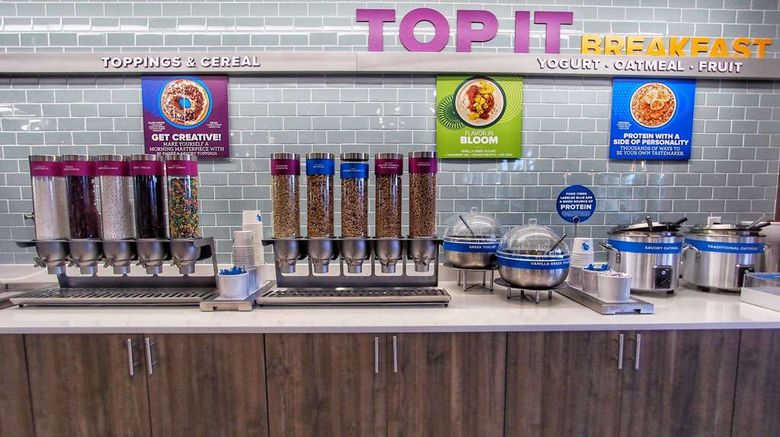 <b>Tru by Hilton Oklahoma City Airport Restaurant</b>. Images powered by <a href="https://iceportal.shijigroup.com/" title="IcePortal" target="_blank">IcePortal</a>.