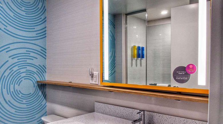 <b>Tru by Hilton Oklahoma City Airport Room</b>. Images powered by <a href="https://iceportal.shijigroup.com/" title="IcePortal" target="_blank">IcePortal</a>.