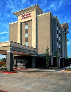 Hampton Inn & Suites Moore