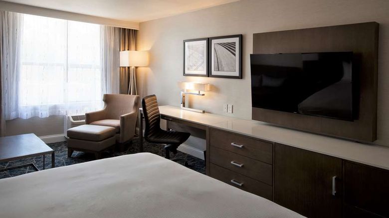 <b>DoubleTree by Hilton Pomona Room</b>. Images powered by <a href="https://iceportal.shijigroup.com/" title="IcePortal" target="_blank">IcePortal</a>.