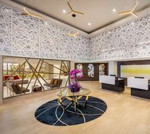 DoubleTree by Hilton Pomona Lobby