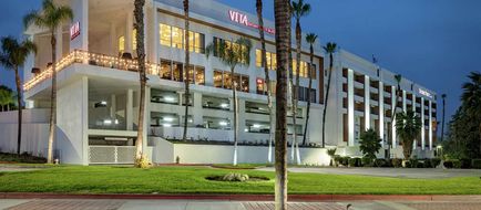 DoubleTree by Hilton Pomona Exterior