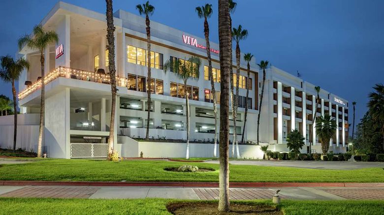 <b>DoubleTree by Hilton Pomona Exterior</b>. Images powered by <a href="https://iceportal.shijigroup.com/" title="IcePortal" target="_blank">IcePortal</a>.