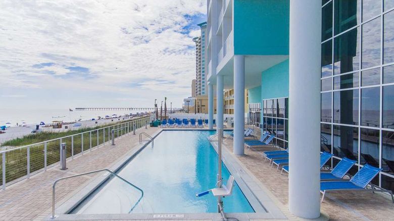 <b>Hampton Inn & Suites Panama City Beach Pool</b>. Images powered by <a href="https://iceportal.shijigroup.com/" title="IcePortal" target="_blank">IcePortal</a>.