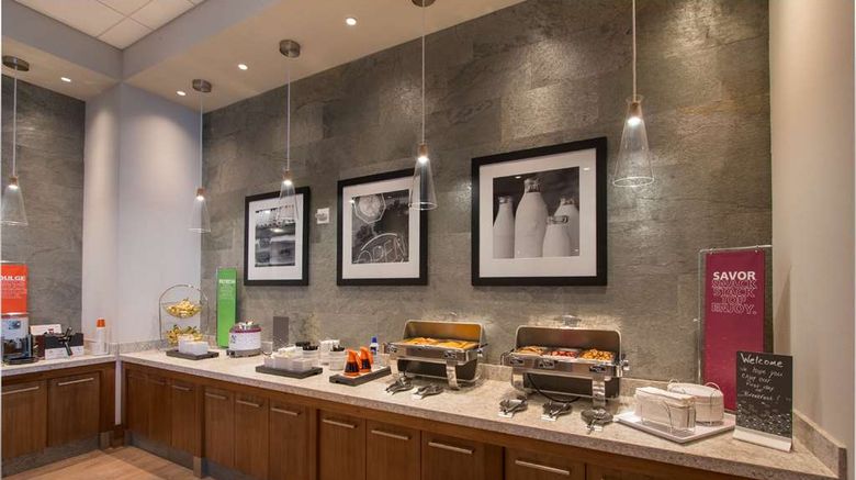 <b>Hampton Inn & Suites Panama City Beach Restaurant</b>. Images powered by <a href="https://iceportal.shijigroup.com/" title="IcePortal" target="_blank">IcePortal</a>.