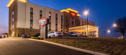 Hampton Inn Paragould Exterior