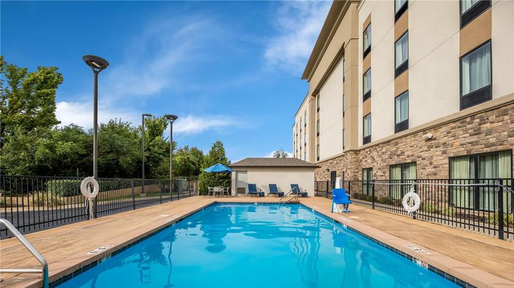 Hampton Inn Paragould Pool
