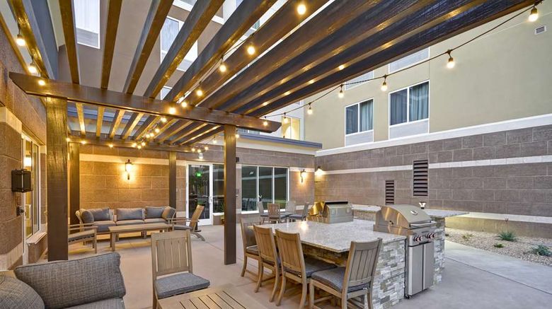 <b>Homewood Suites by Hilton Phoenix Tempe Exterior</b>. Images powered by <a href="https://iceportal.shijigroup.com/" title="IcePortal" target="_blank">IcePortal</a>.