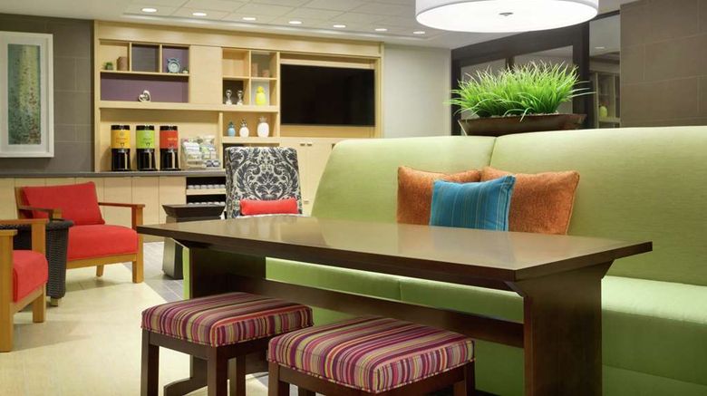 <b>Home2 Suites by Hilton Richland Lobby</b>. Images powered by <a href="https://iceportal.shijigroup.com/" title="IcePortal" target="_blank">IcePortal</a>.