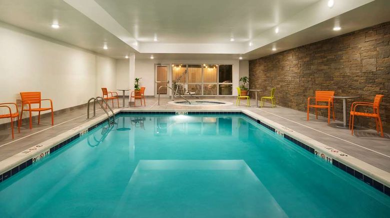 <b>Home2 Suites by Hilton Roanoke Pool</b>. Images powered by <a href="https://iceportal.shijigroup.com/" title="IcePortal" target="_blank">IcePortal</a>.
